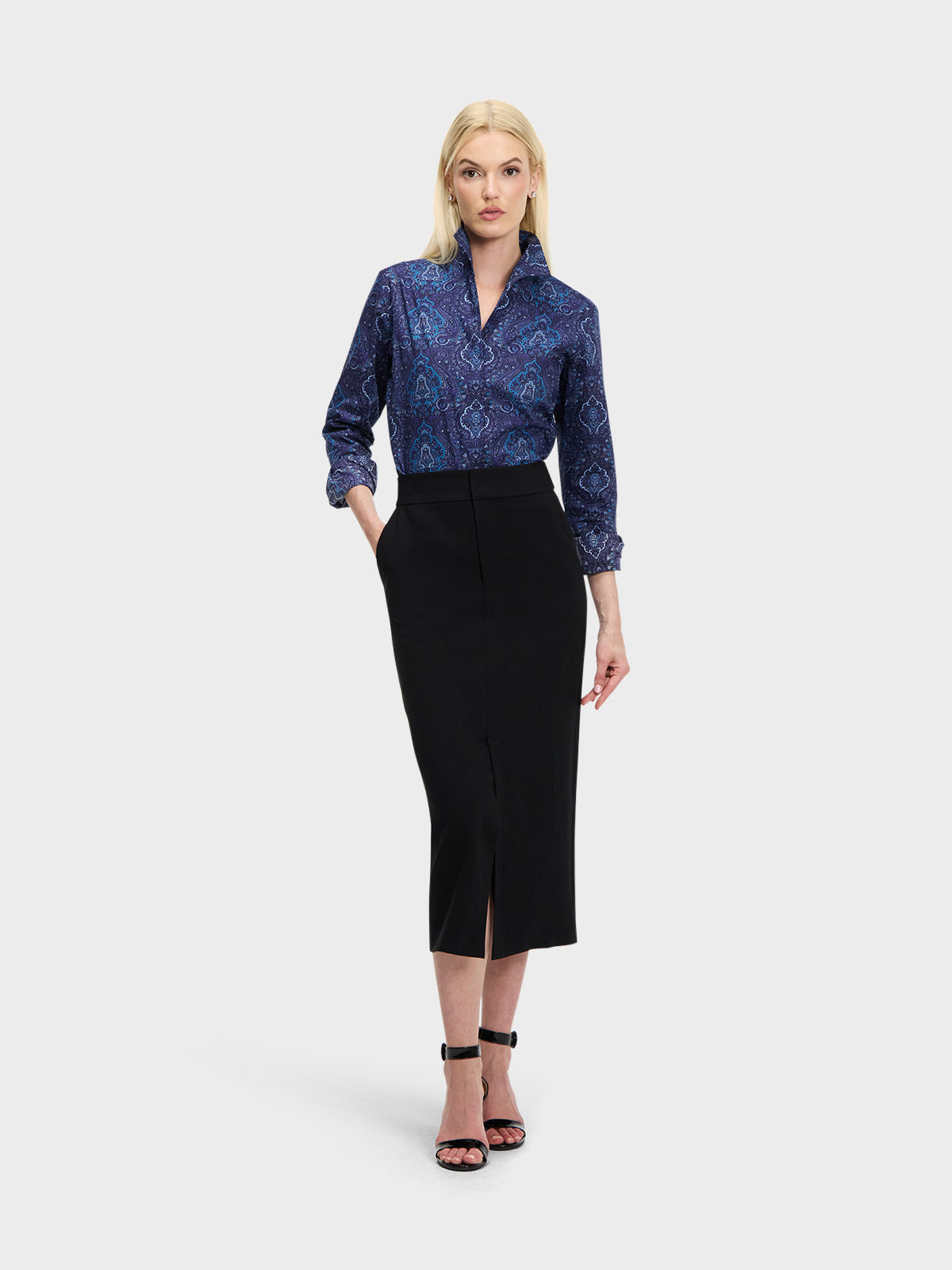 SIGNATURE: INDIGO GIRL